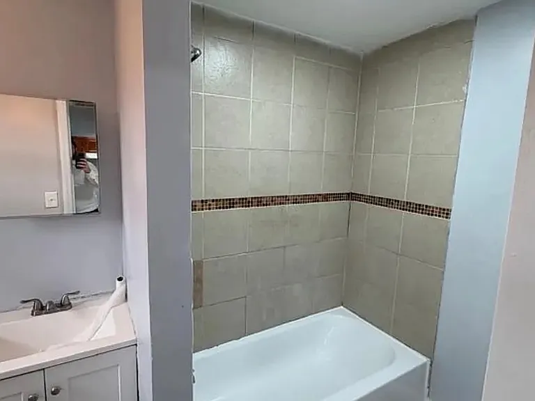 401 Marshall St #1A — Photo 6