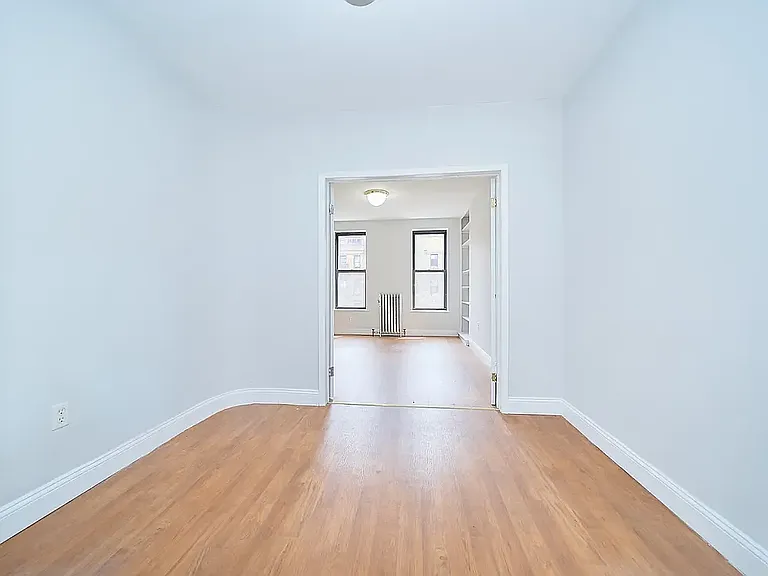 595 10th Ave #5S — Photo 5