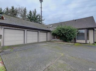 1933 SW 324th St, Federal Way, WA 98023
