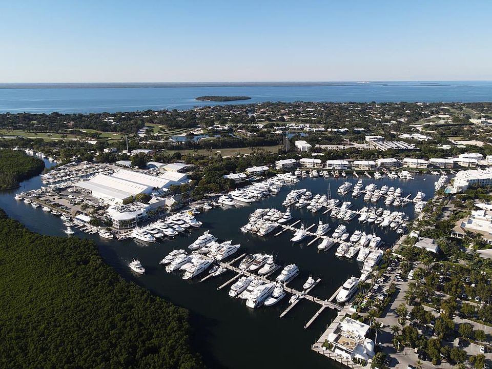 2nd image of 201 Ocean Reef Dr #Ds-07