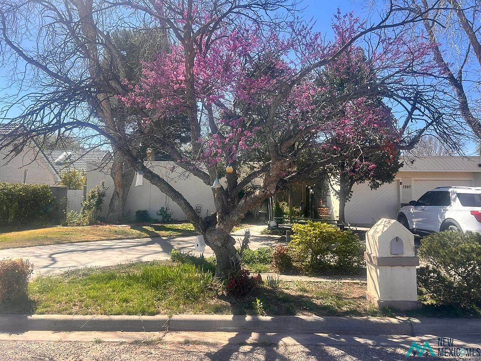 1st image of 1307 Lera Cir