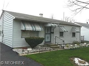 1723 SW Blvd Sw photo 1