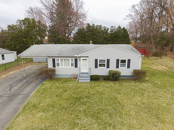 2nd image of 40 Kingman Ave