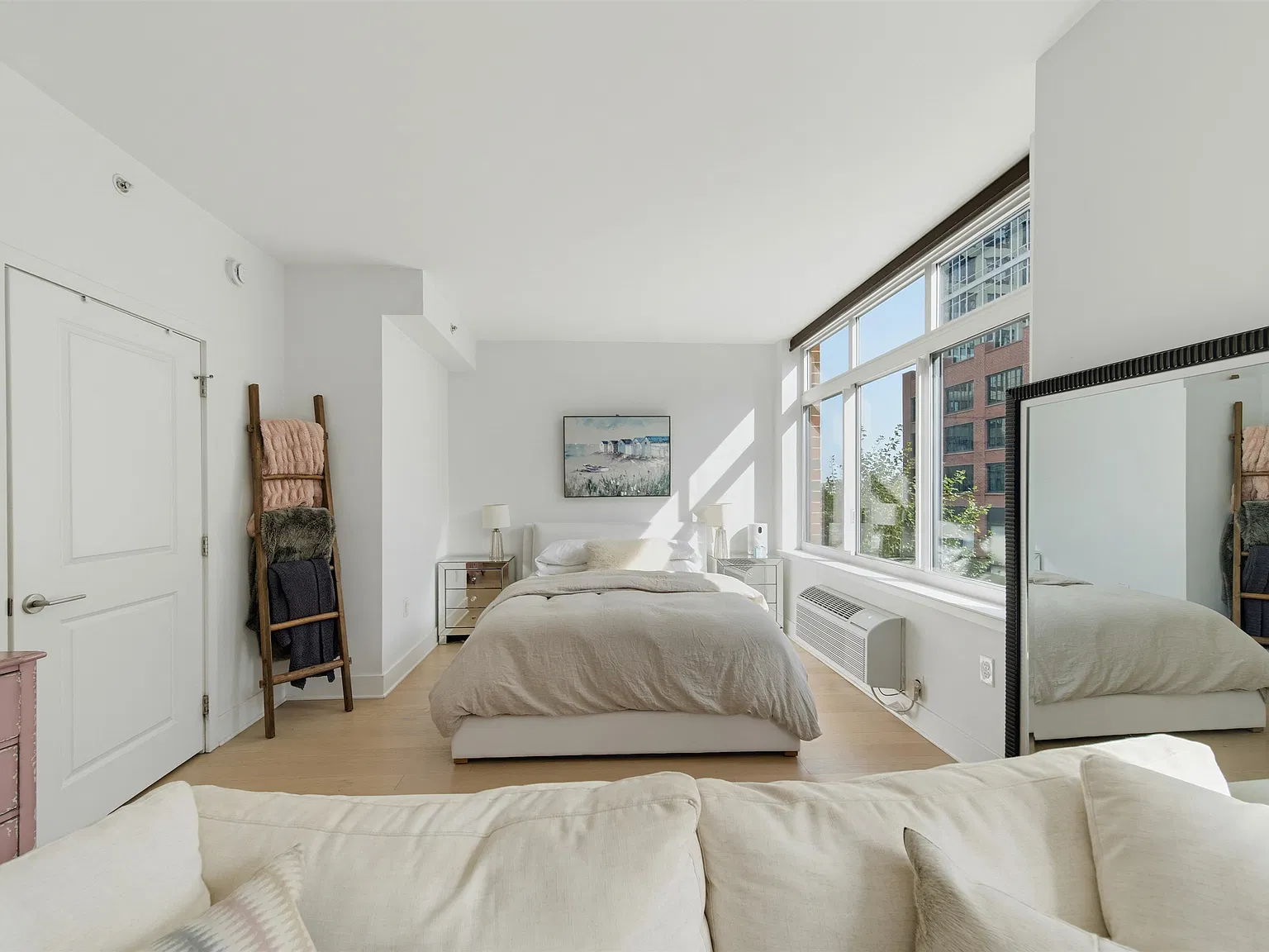 Hudson Tea Condo Assoc — Photo 4