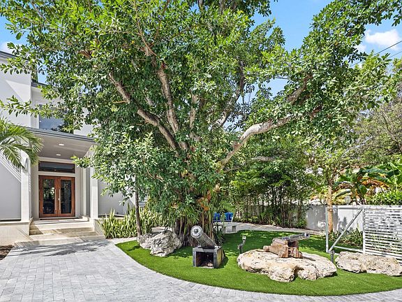 5th image of 12 Sylvan Lane
