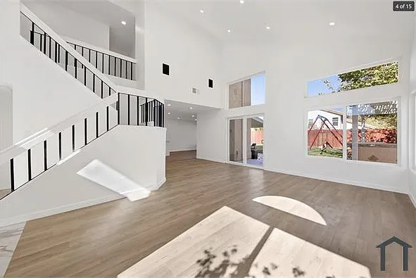 3333 Fairfield Ave #A — Photo 4