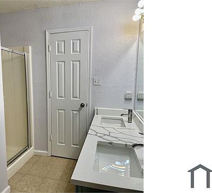 4th image of 906 Shoal Creek Dr
