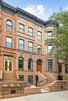 Sold by Corcoran | media 23