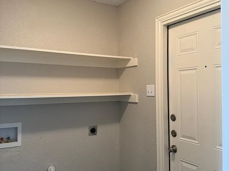 10801 Copperwood Dr — Photo 17