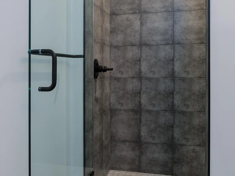 1737 Frankfort Ave #102 — Photo 7