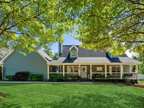 2355 Hickory Pointe Rd NW, Monroe, GA 30656