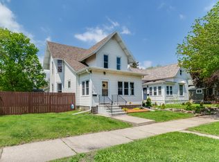 1611 Loomis St, La Crosse, WI 54603