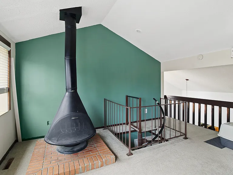 1924 Melrose Dr #C — Photo 7