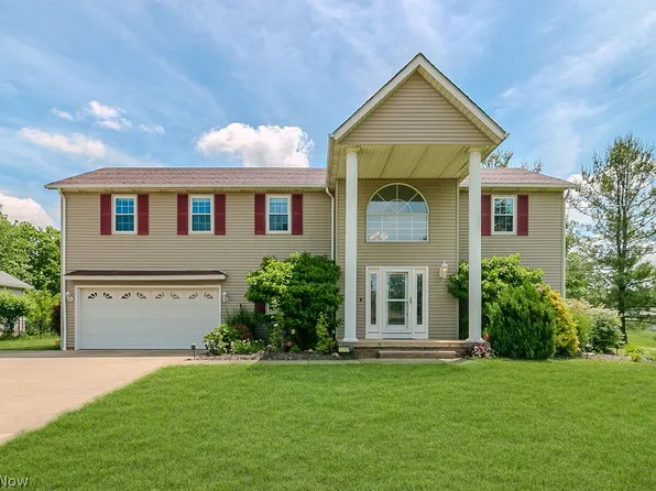 12433 Webster Rd, Strongsville, OH 44136