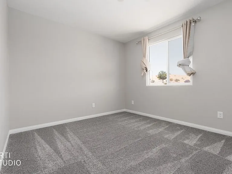 679 Corona Way — Photo 17