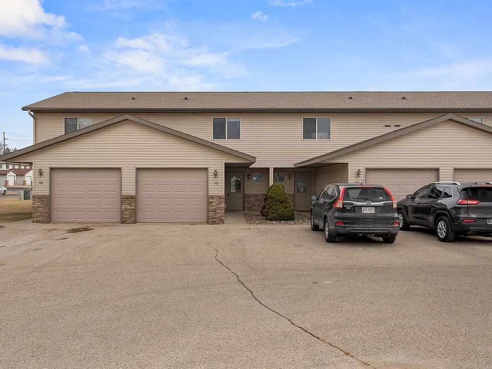 701-713 Angel Ct