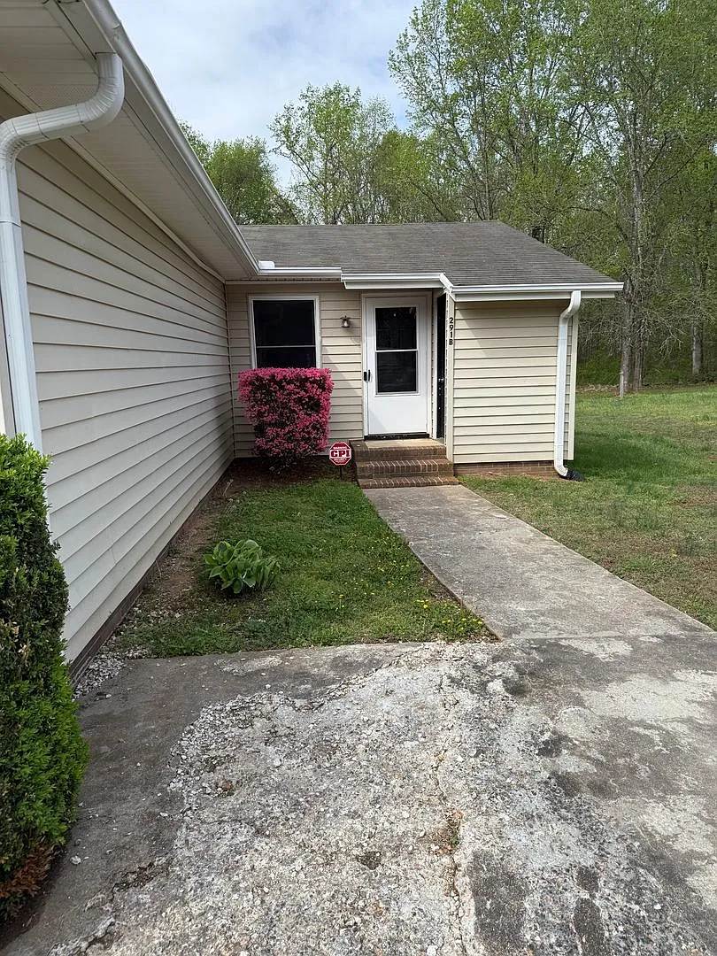 291 Tussey Road — Photo 2