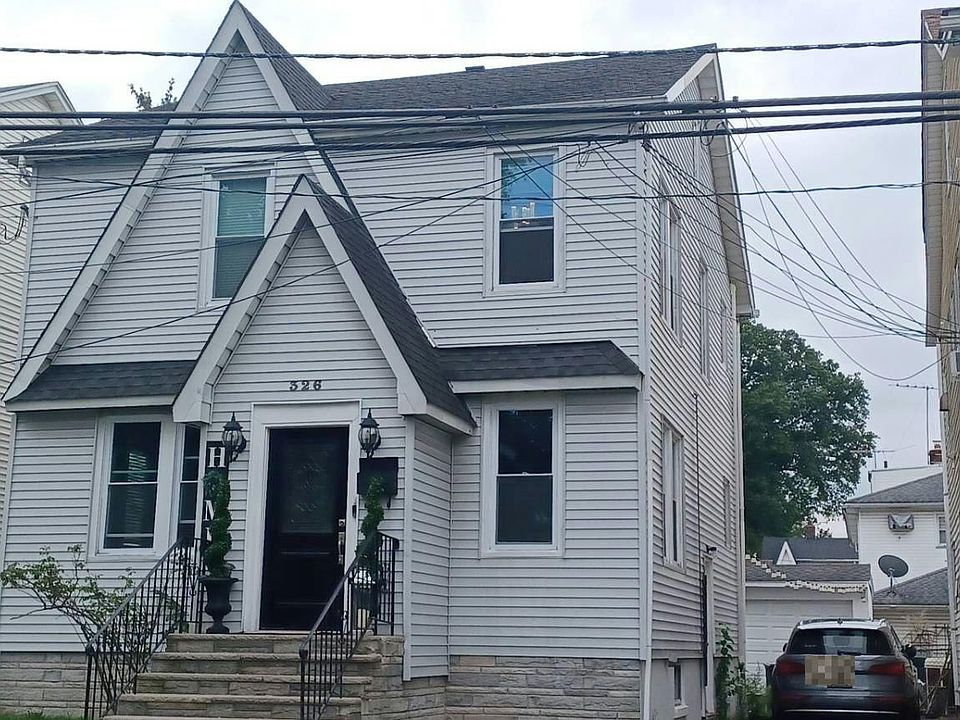 2nd image of 326 Laurel Ave