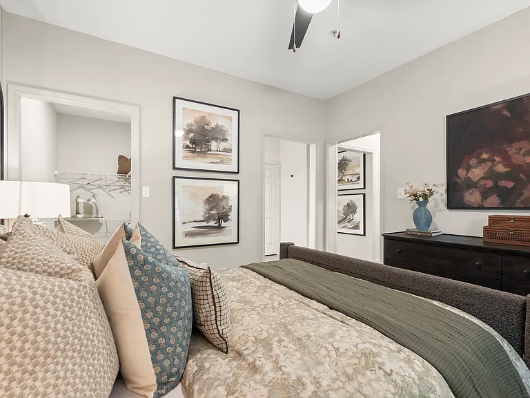 The Pointe at Stockbridge — Photo 11