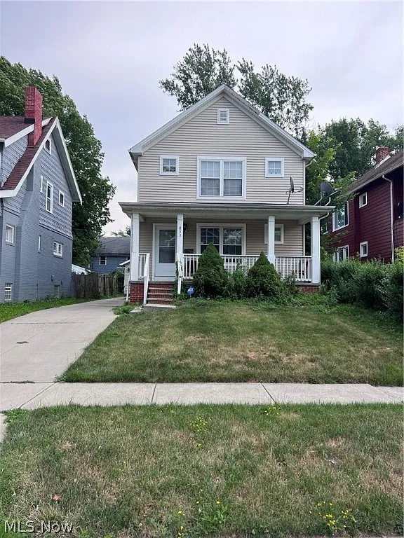 853 Helmsdale Rd photo 1