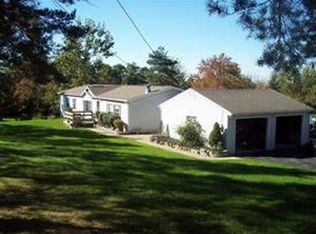 3450 Stone Quarry Rd, Fredonia, NY 14063