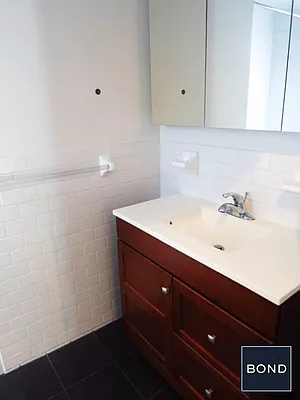 Rented by Bond New York | media 5