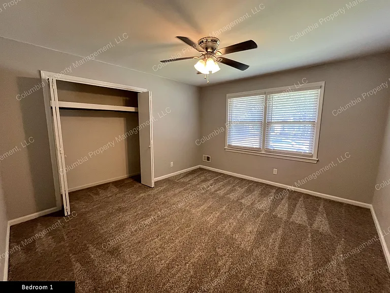 306 Lloydwood Dr — Photo 17