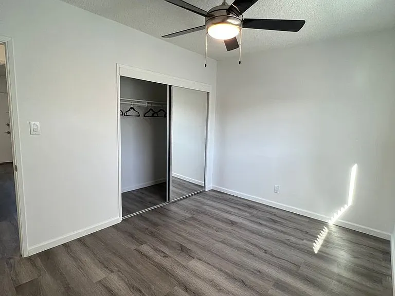 Ruther Apartments — Photo 12