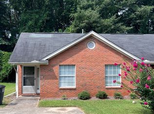 1002 N 1st St #A, Opelika, AL 36801