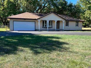 2521 SE Connie Dr, Topeka, KS 66605