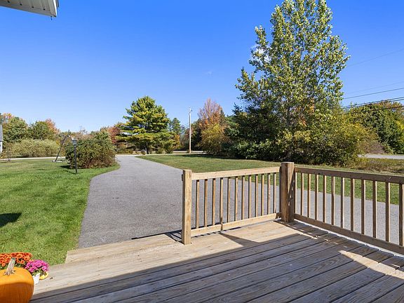 5th image of 35 Longmeadow Drive