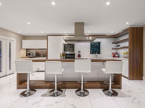 3rd image of 23811 115a Ave