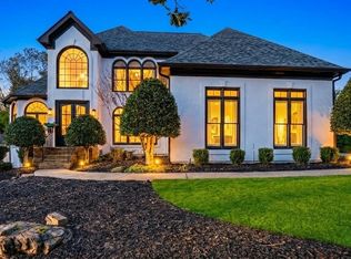 405 Glen Grove Ct, Roswell, GA 30075