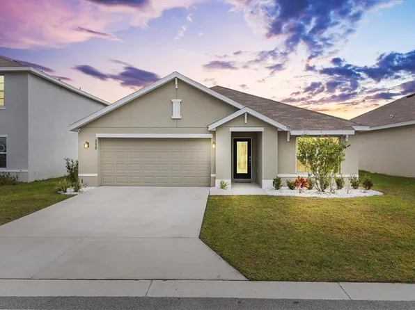 8638 Triumph Cir, Wildwood, FL 34785