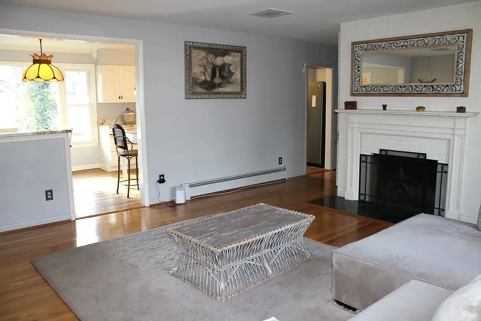 4 bed, 3400 sqft, $3,800 — Photo 3