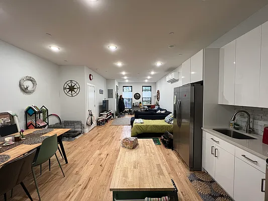 Rented by MADEHOME | media 1