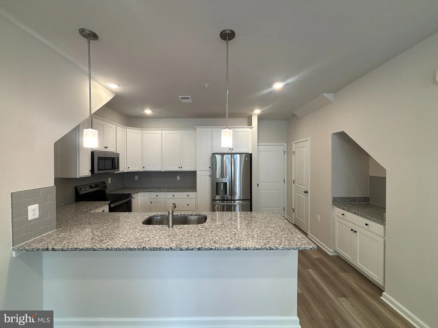 Goose Creek Village Condo — Photo 2