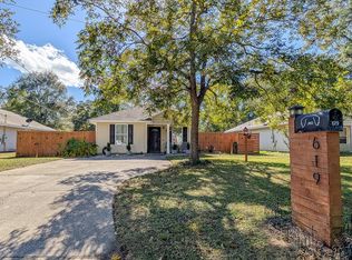 619 W Orange Ave, Defuniak Springs, FL 32435