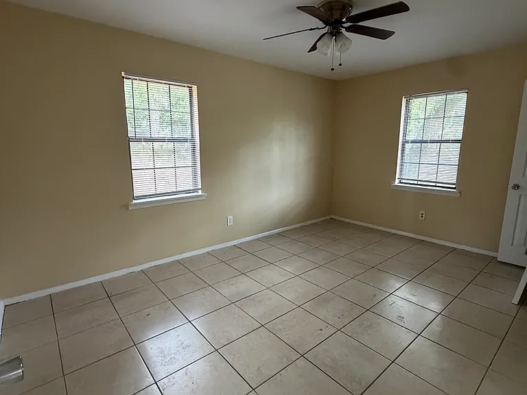 809 E Magnolia Dr — Photo 14