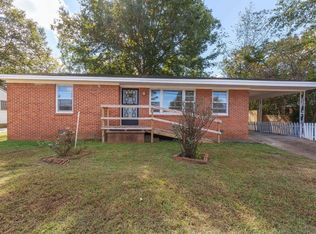 194 E Forest Ave, Jackson, TN 38301