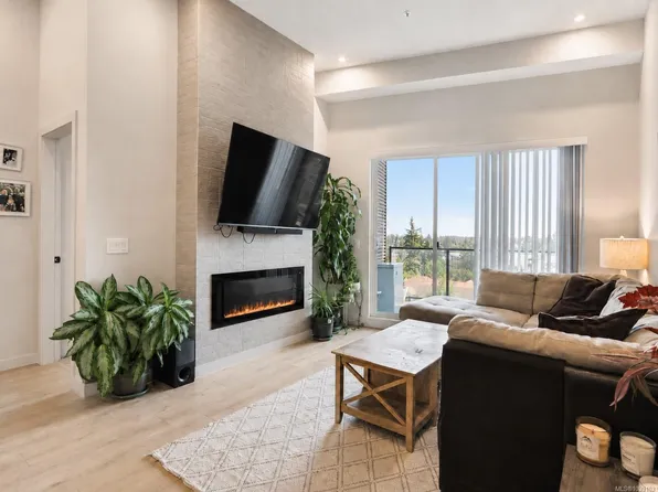 958 Pharoah Mews #605, Langford, BC V9B 6W6