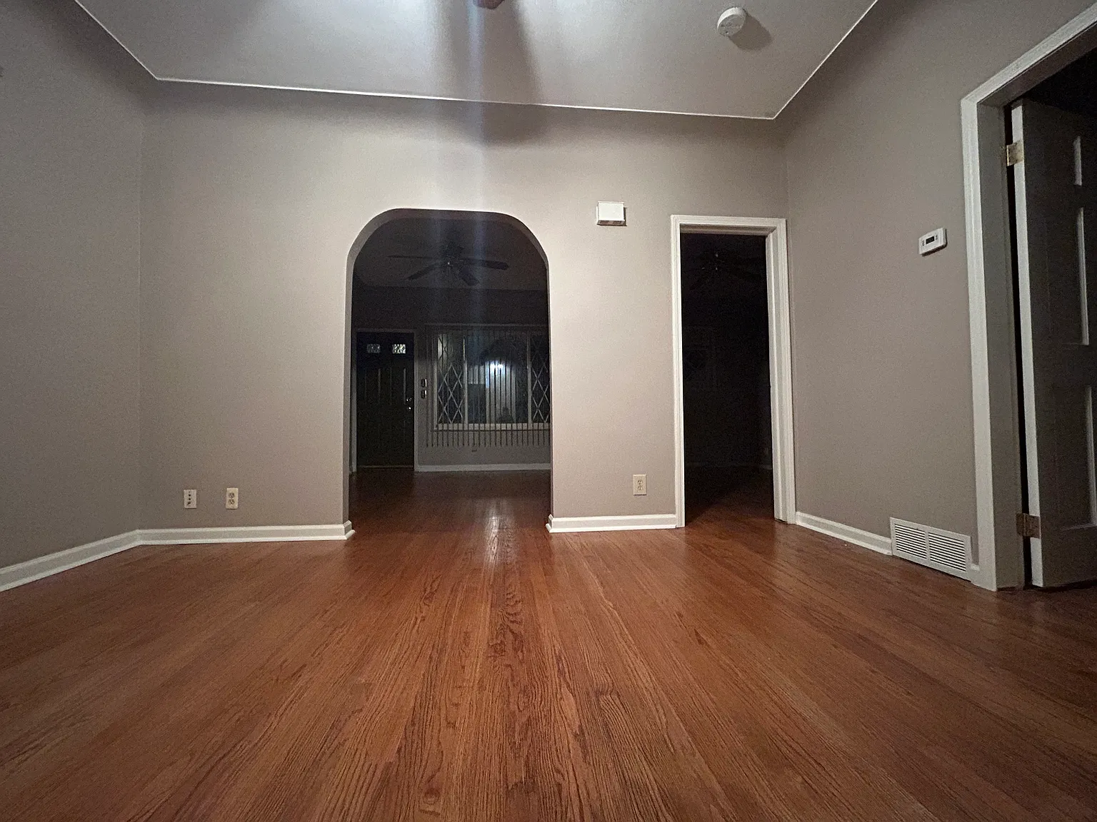 3191 Belmont St — Photo 3