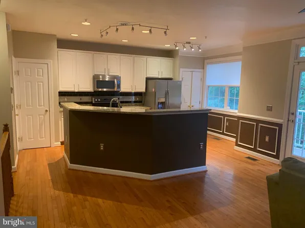 13530 Davinci Ln #53, Herndon, VA 20171