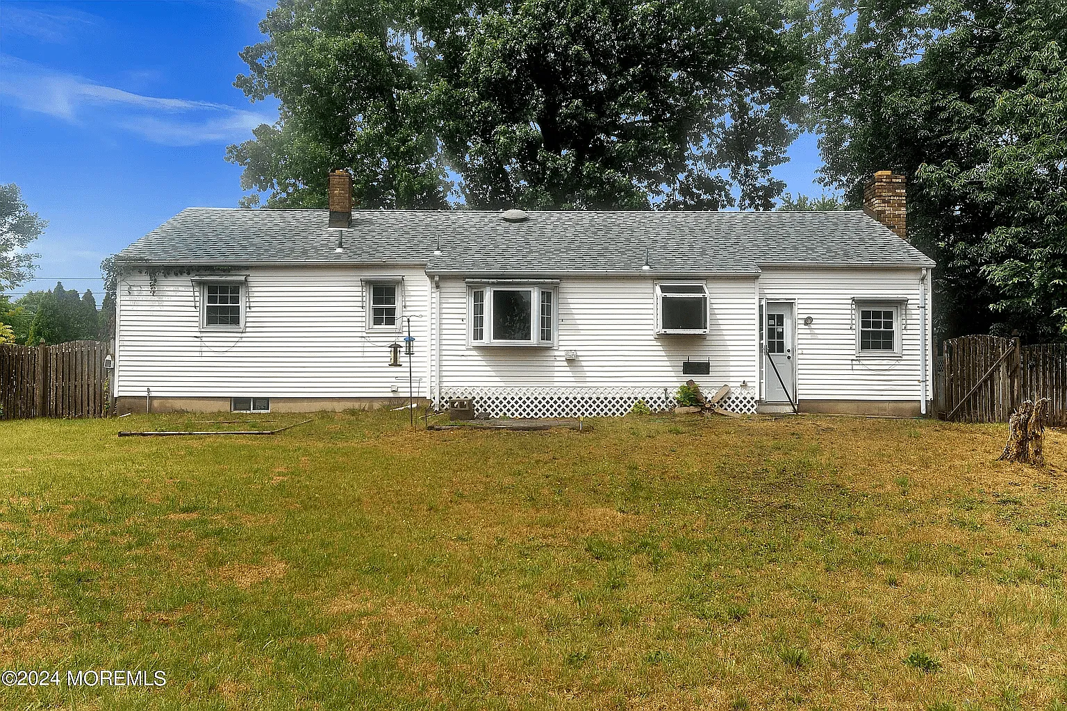 3 bed, 1338 sqft, $3,150 — Photo 3