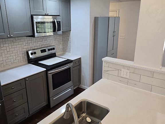 5th image of 3226 Piney Grove Rd