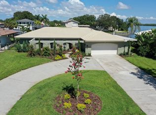 2083 Hawaii Ave NE, Saint Petersburg, FL 33703