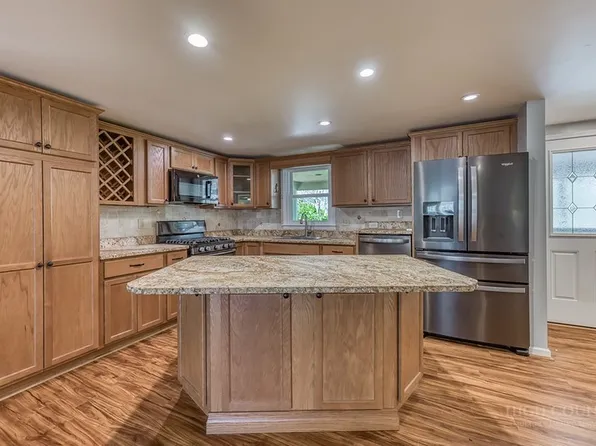 54 Whispering Pine Loop, Newland, NC 28657
