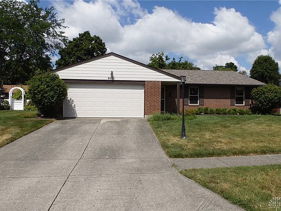 3rd image of 8931 Hickorygate Ln