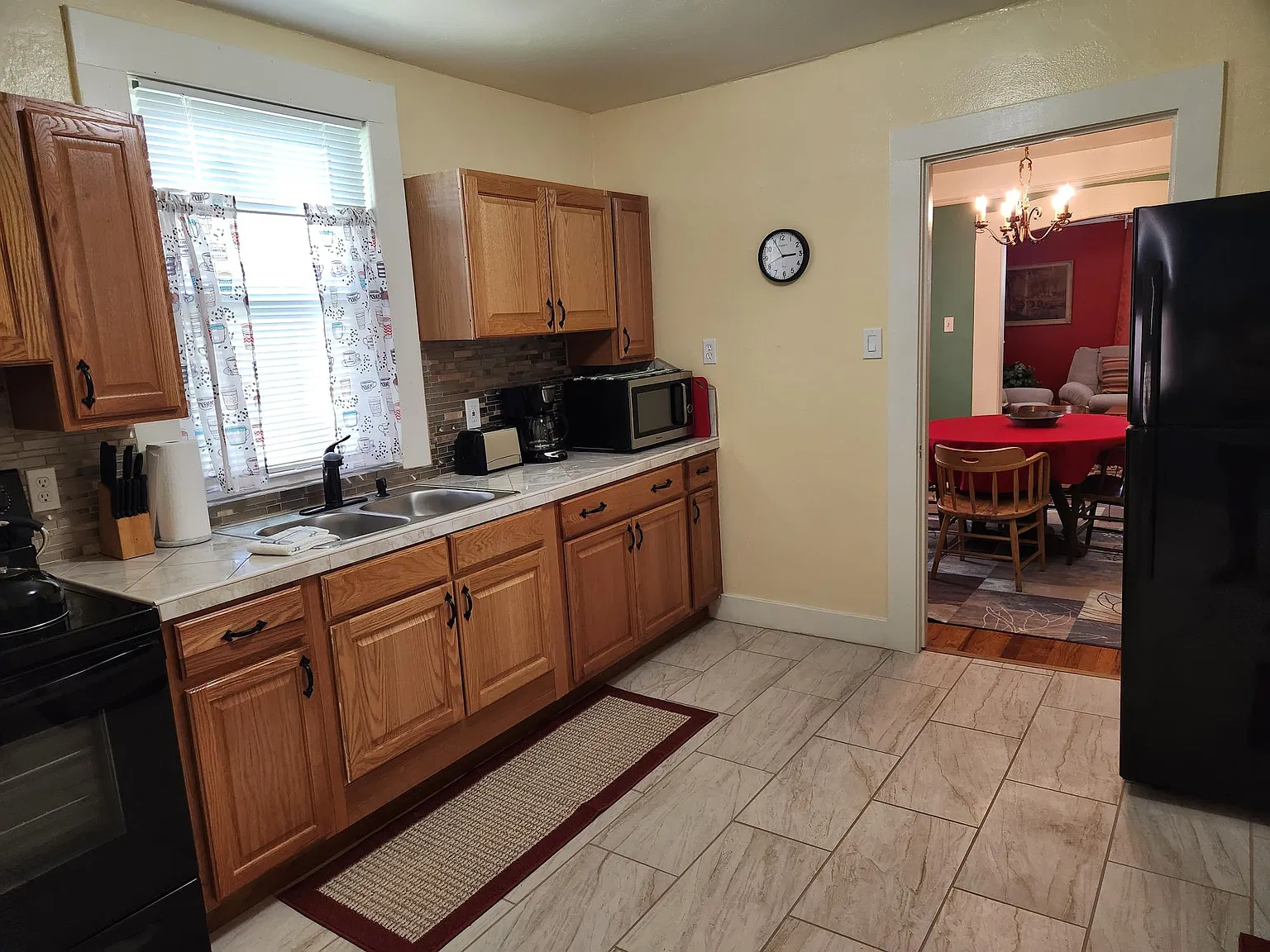 2 bed, $1,950 — Photo 3