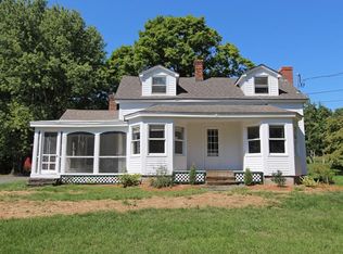 332 N Farms Rd, Northampton, MA 01062